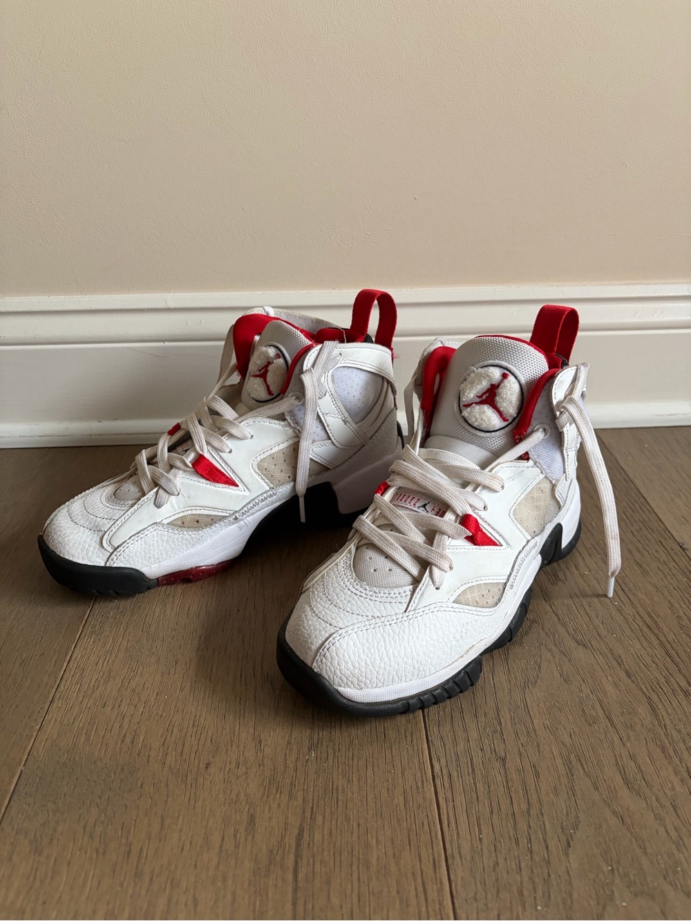 Nike Air Jordan Jumpman Two Trey GS Youth Sneakers
